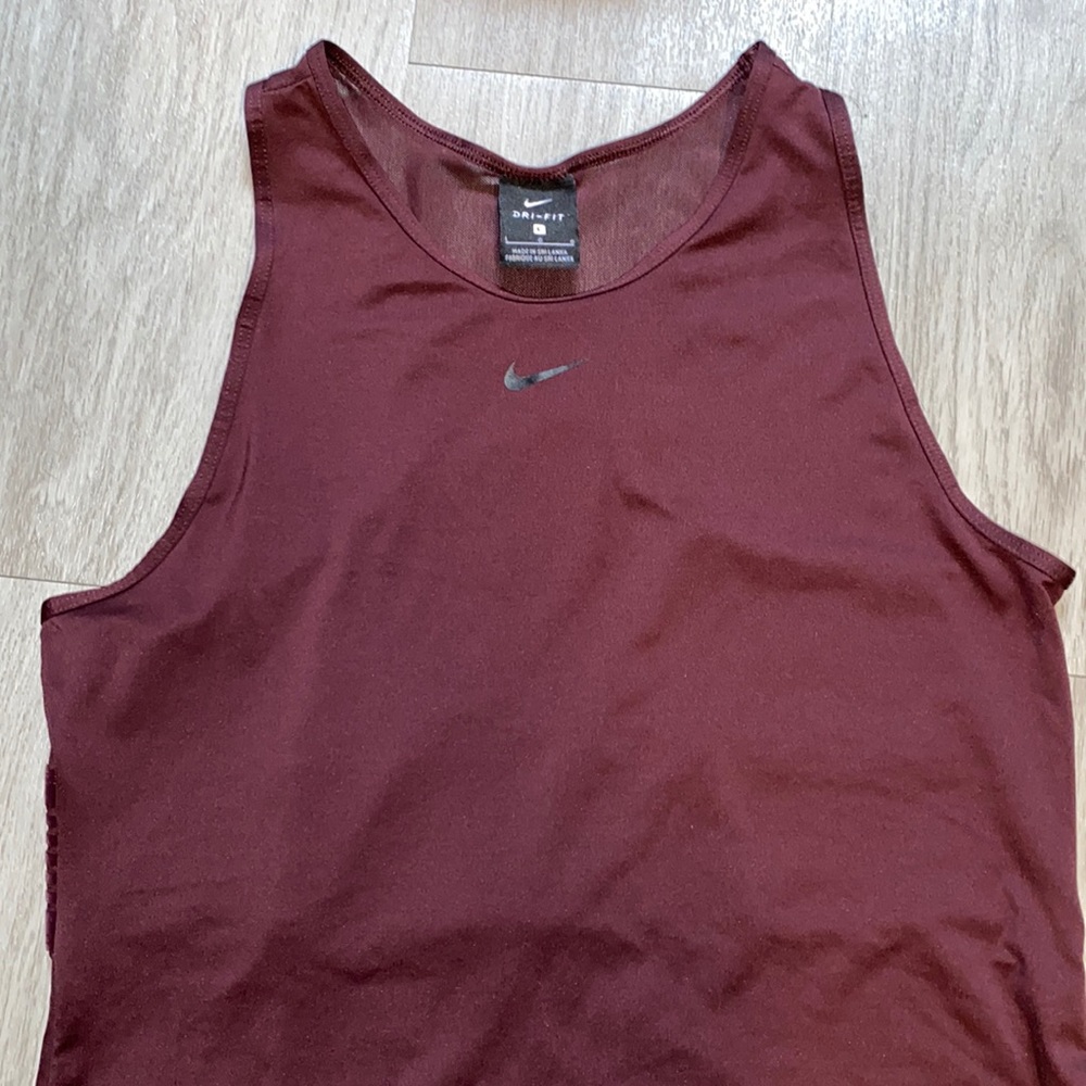 Nike work out tank